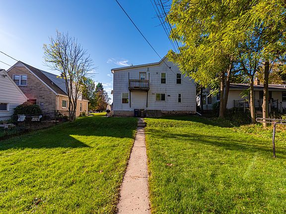5th image of 132 E Walters St #134