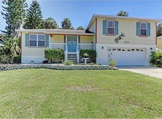 523 37th Street Ct W, Palmetto, FL 34221