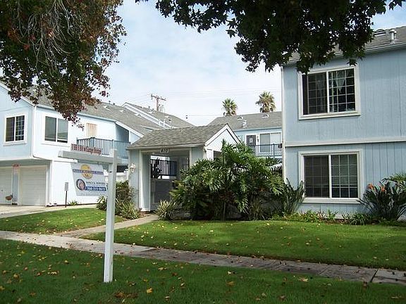 Walking Distance to Ocean