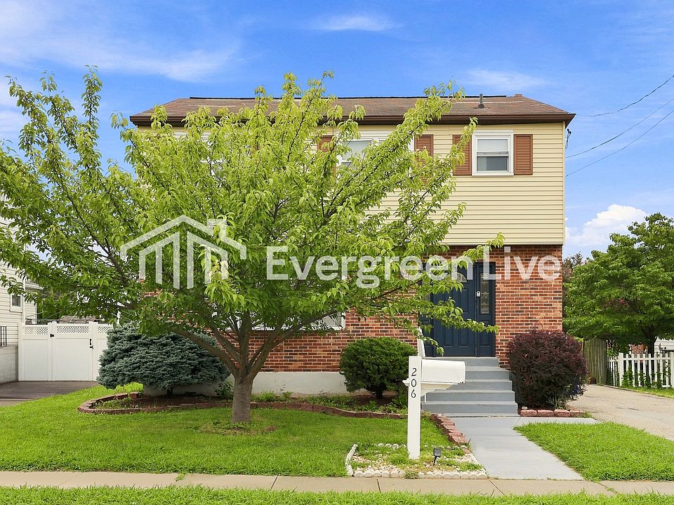 1st image of 206 Baltimore Ave