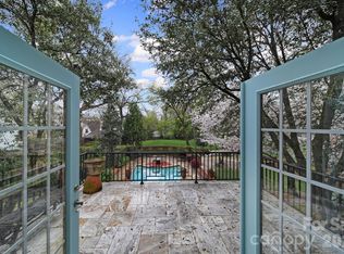 2132 Rolston Dr, Charlotte, NC 28207