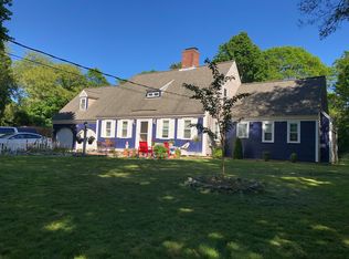 29 Old Kings Rd, Cotuit, MA 02635