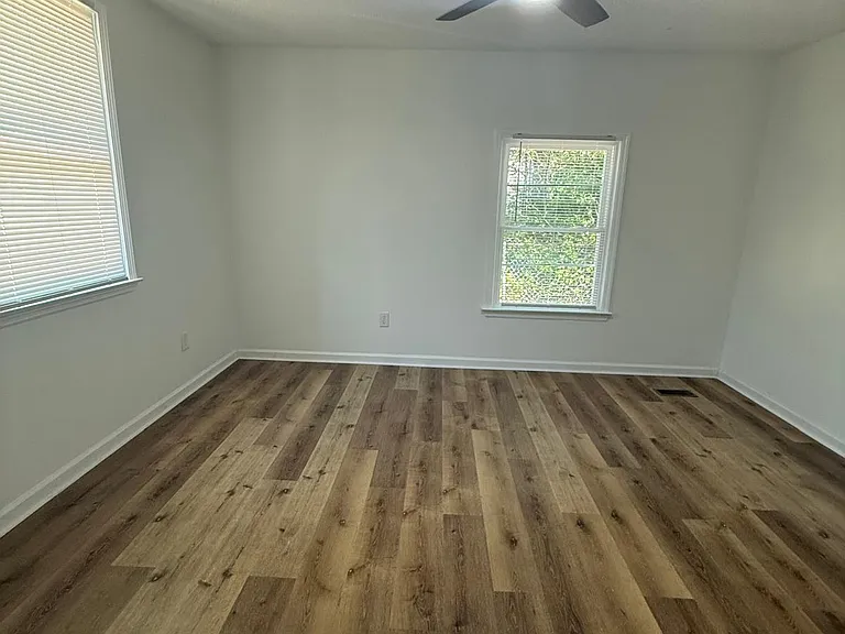 1010 Sandpiper Ln — Photo 7