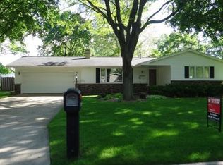 1551 Kennedy Dr, Green Bay, WI 54304