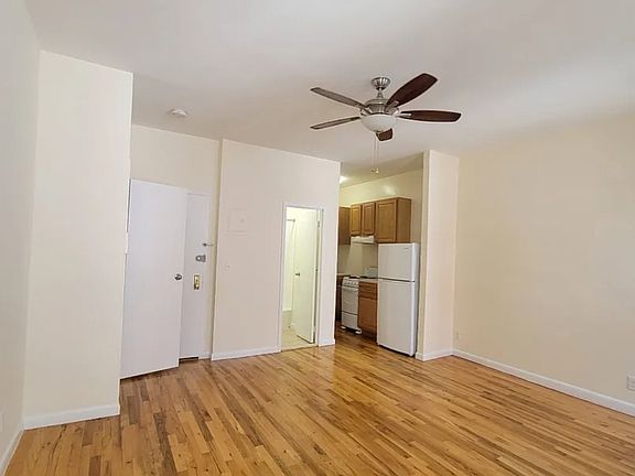 3rd image of 153 E 116th St APT 3R