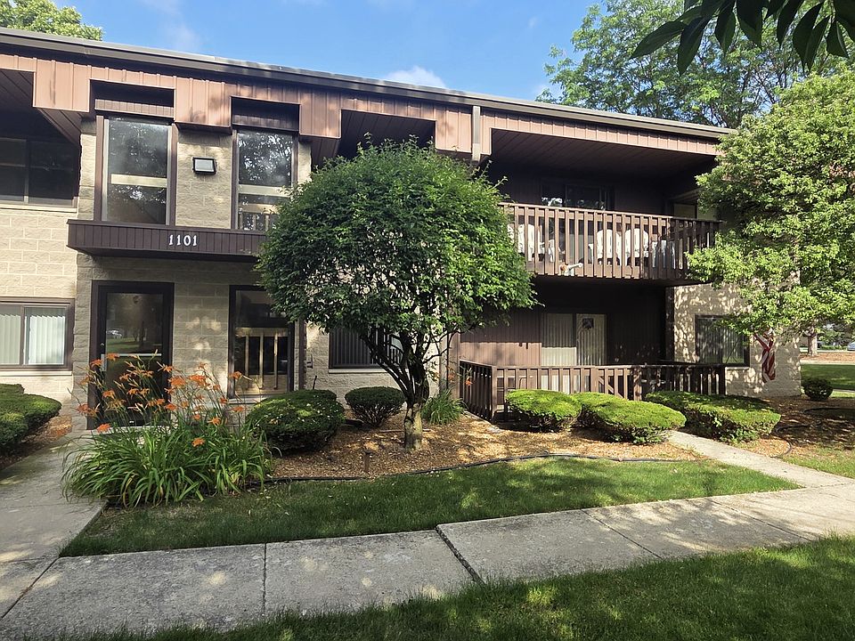 1st image of 1101 E Division St APT 1B