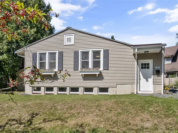 108 Ithaca Rd, Ithaca, NY 14850