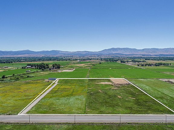 3rd image of 1225 Highway 88