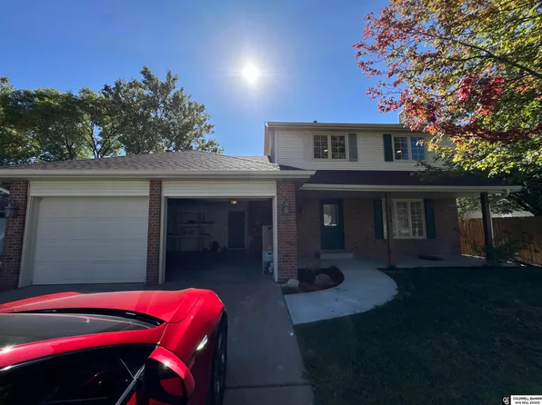 5808 NW Gary St, Lincoln, NE 68521