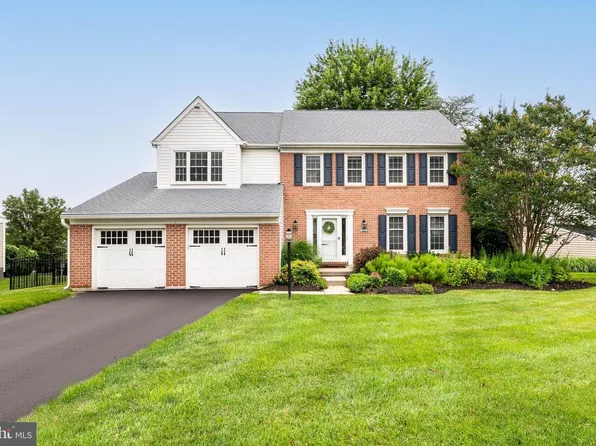221 Cardinal Dr, Conshohocken, PA 19428