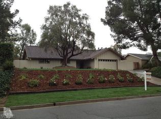 856 Old Farm Rd, Thousand Oaks, CA 91360