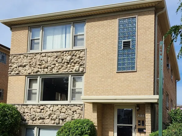 2538 N 75th Ave, Elmwood Park, IL 60707