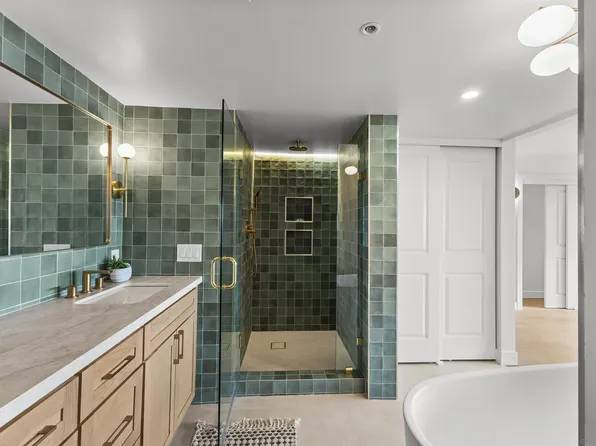 230 W Laurel St Unit 502, San Diego, CA 92101