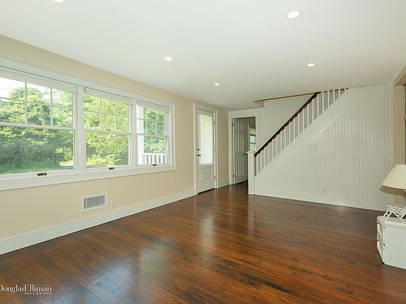 5th image of 31 Walker Ave