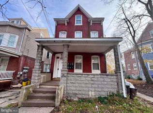 42 Maple Ave, Trenton, NJ 08618