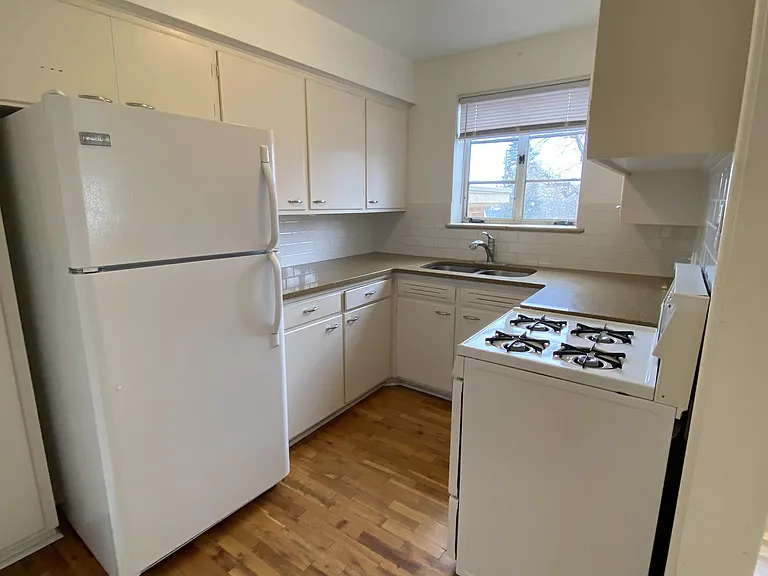912 Country Club Ave #914 — Photo 5