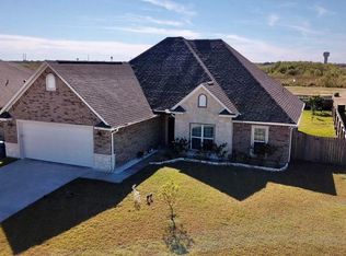 105 Agate Way, Port Lavaca, TX 77979