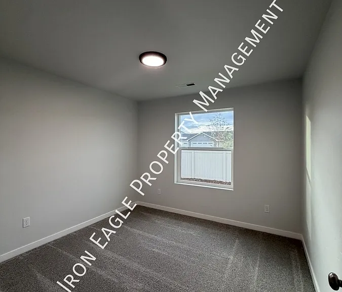 8332 E Presley Ct — Photo 15