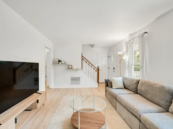 11937 Timber Trail Dr, Midlothian, VA 23112