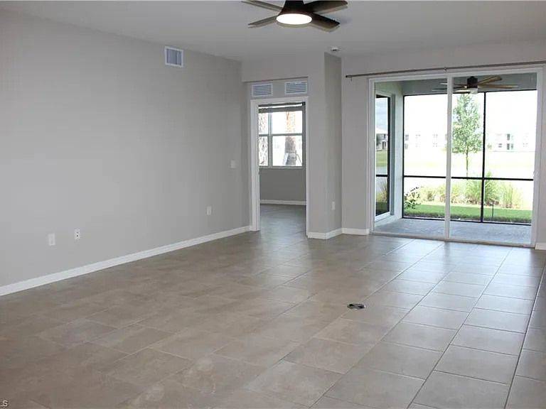 5661 Melbourne Ct #8012 — Photo 7