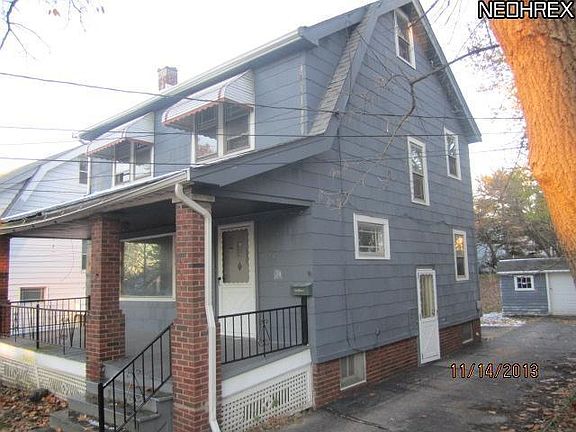3rd image of 5075 Greenhurst Dr