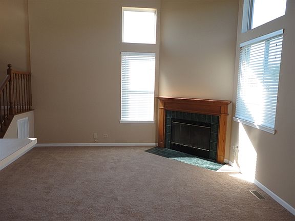 3rd image of 1295 Whispering Hills Dr