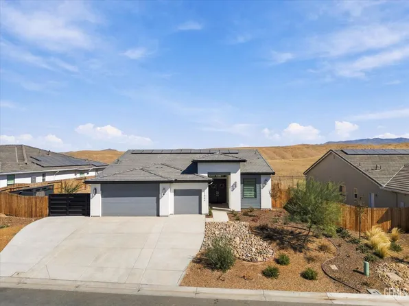 11904 Pendulum Dr, Bakersfield, CA 93306