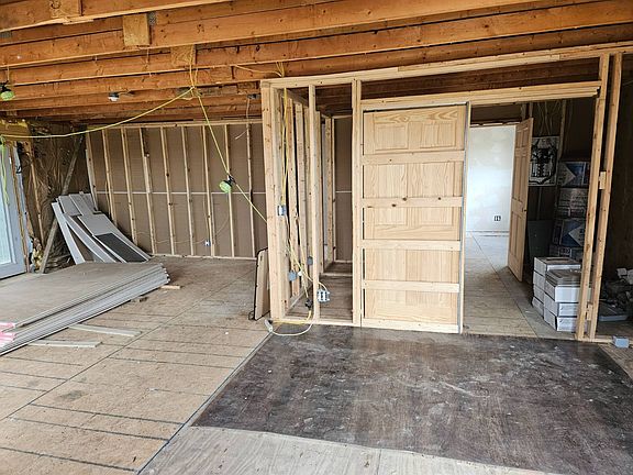 3rd image of 499 Rd Panther