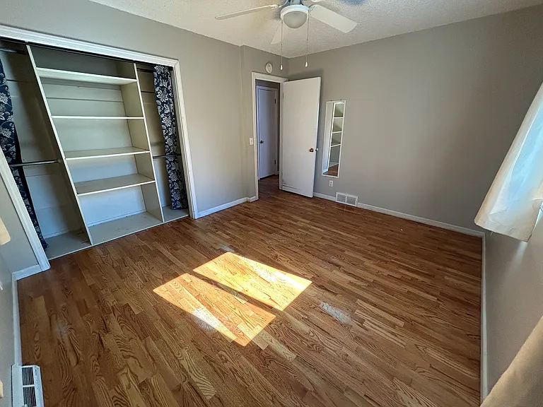 1816 Dixon Ave — Photo 12