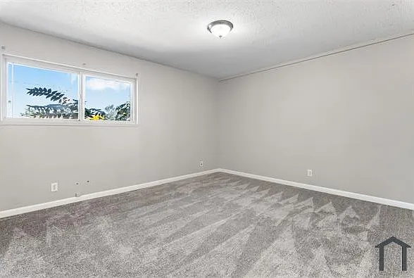 3290 Cherry St #A — Photo 13