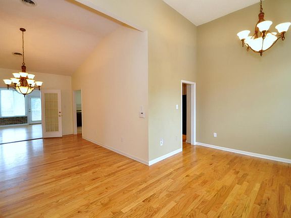 2nd image of 7014 Brickton Way