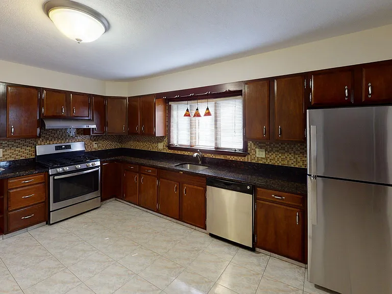 76 Pearson Rd #1 — Photo 5