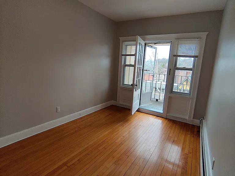 168 Winthrop Rd #2 — Photo 17