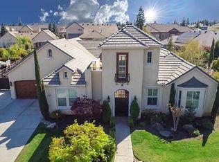 1667 E Gatwick Ln, Fresno, CA