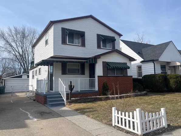 2215 University Ave, Lincoln Park, MI 48146
