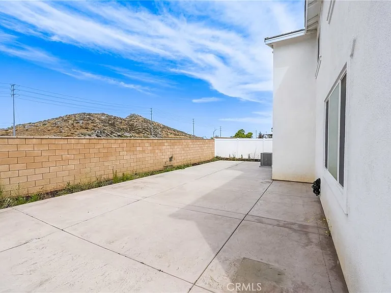 27215 Lost Palm St — Photo 55