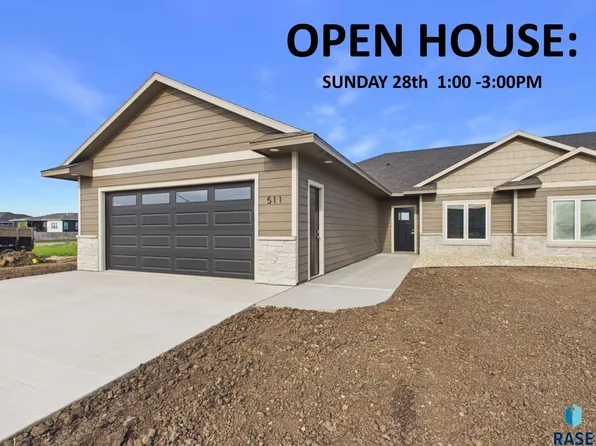 511 Bunyan Dr, Harrisburg, SD 57032