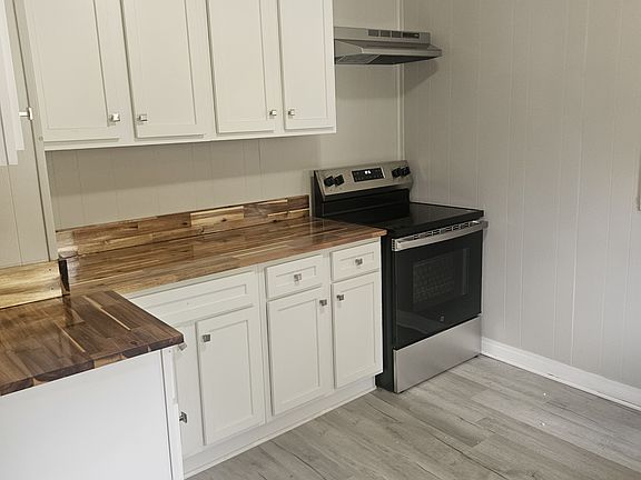 5th image of 2616 Pollard Ln