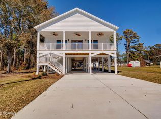 7010 Allred St SW, Ocean Isle Beach, NC 28469
