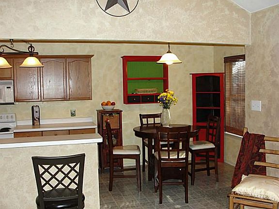 2nd image of 4805 Maryannes Meadow Dr
