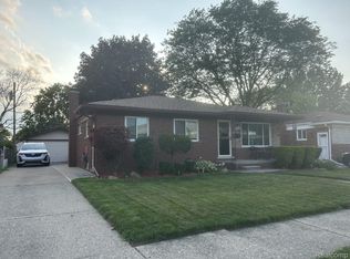28847 Campbell Dr, Warren, MI