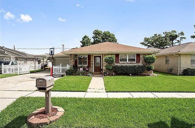 1st image of 2609 Karen Dr
