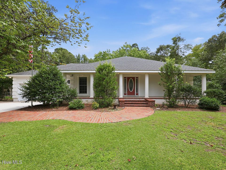 1st image of 134 Longwood Drive