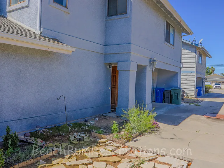 368 N 3rd St — Photo 28