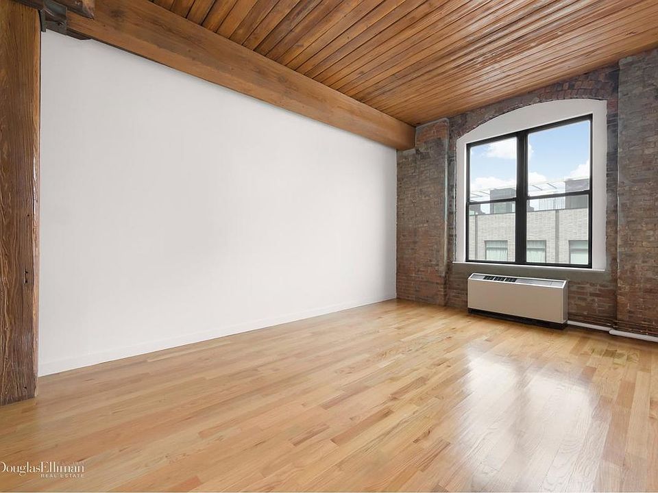 1st image of 390 Wythe Ave APT 5D