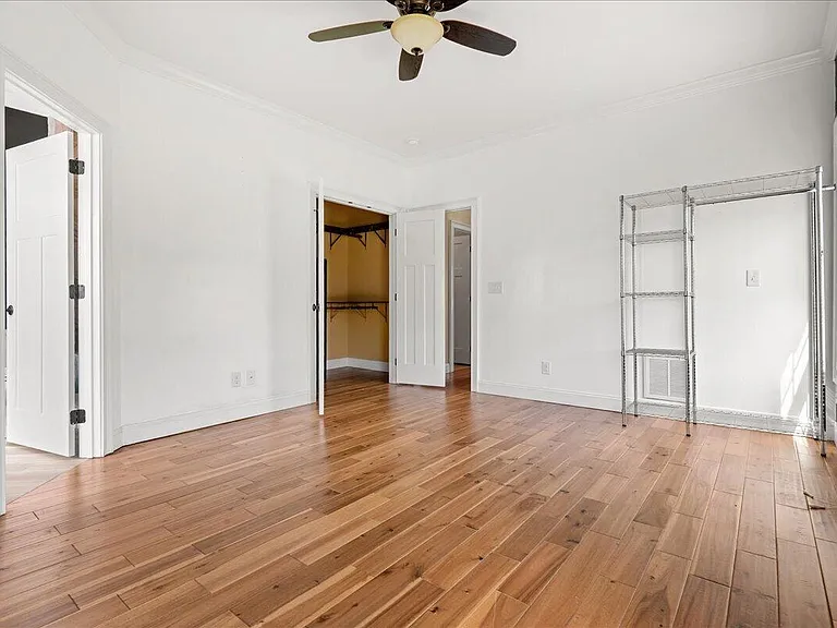 200 Crooked Creek Dr — Photo 23
