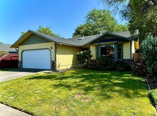 1720 Sitka Ct, McKinleyville, CA 95519