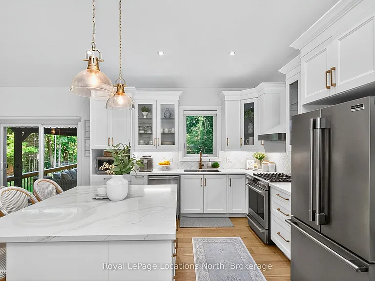 15 Pinecone Ave — Photo 11