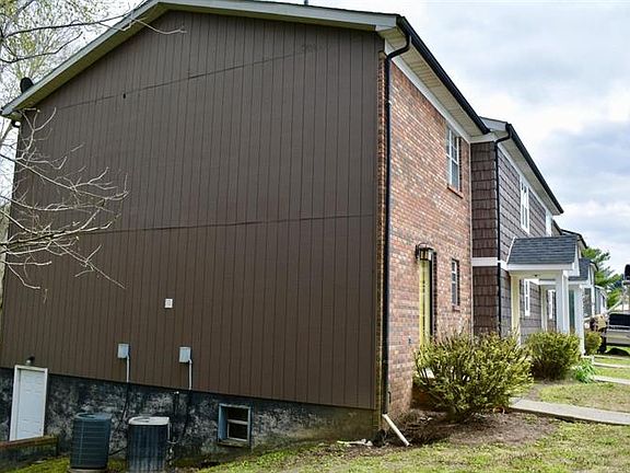 5th image of 26 Ashbrook Dr