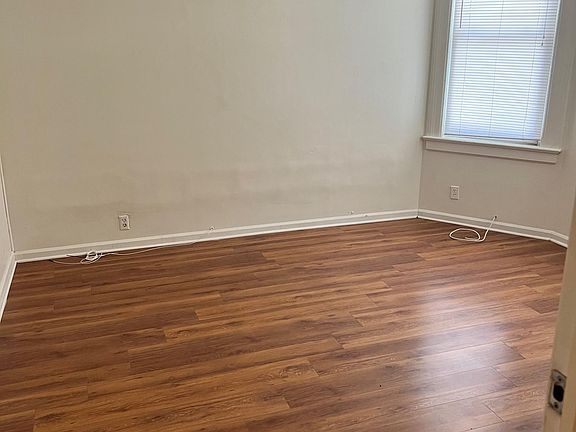 5th image of 36 Headley Ter Floor 1
